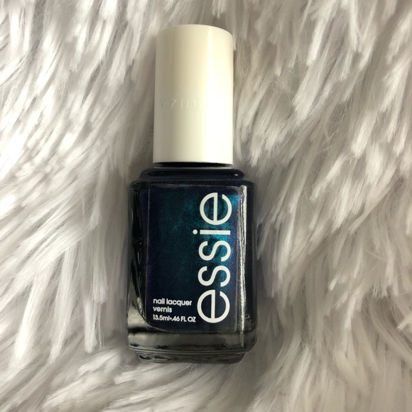 New Essie “bell bottom blues” polish - Picture 2 of 4